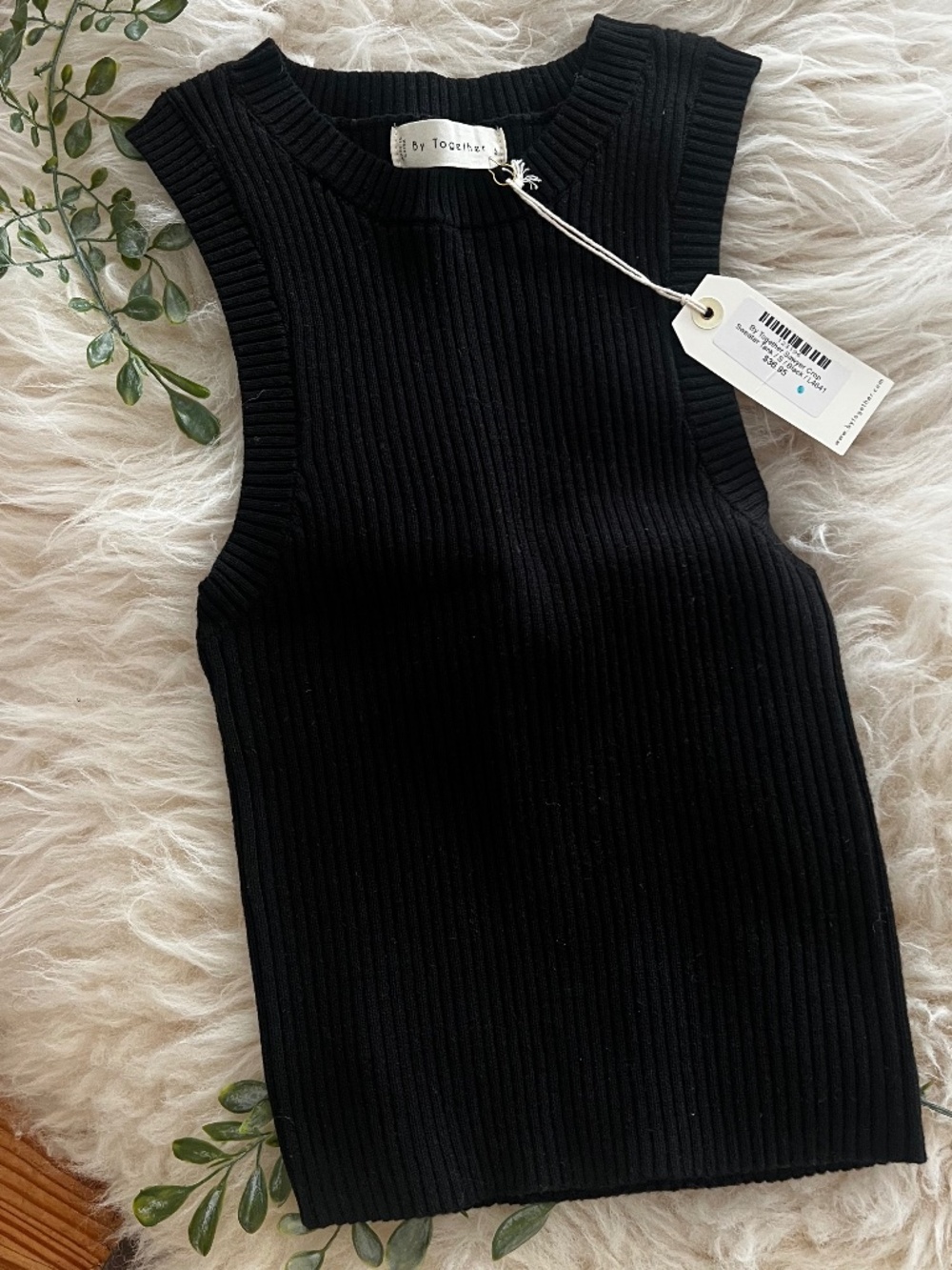 By Together Sawyer Crop Sweater Tanks Sz S - Picture 3 of 7